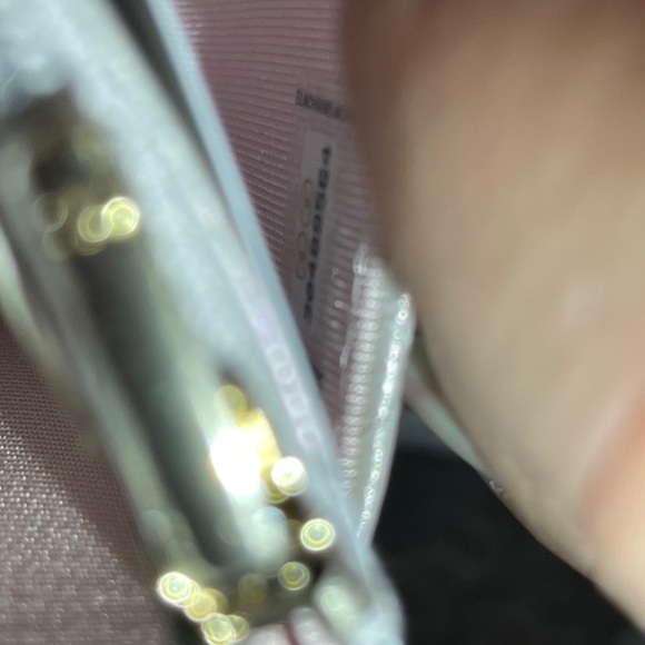 ❌SOLD❌🤍Chanel iridescent ivory New WOC🤍 - Picture 9 of 10